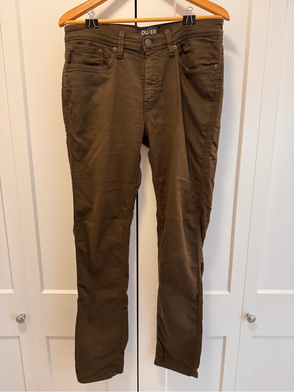 Duer Men's Stretch Jeans in olive